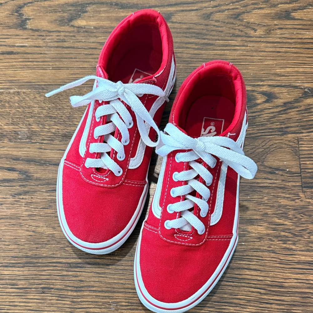 Kids Vans Off the Wall Kids Red Canvas Sneakers Size 2